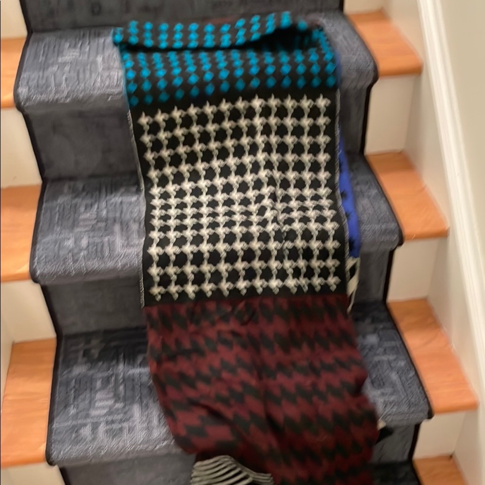 Stylish WilliamRast Multicolor Men's Scarf